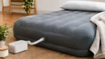 Einfache DIY-Loesungen fuer besseres Schlafklima auf Luftmatratze